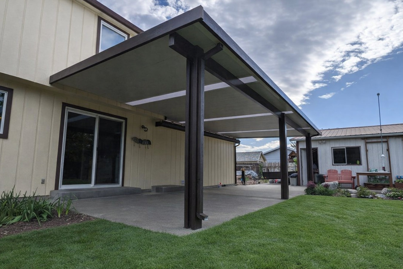 Patio cover installation in Pasadena, CA